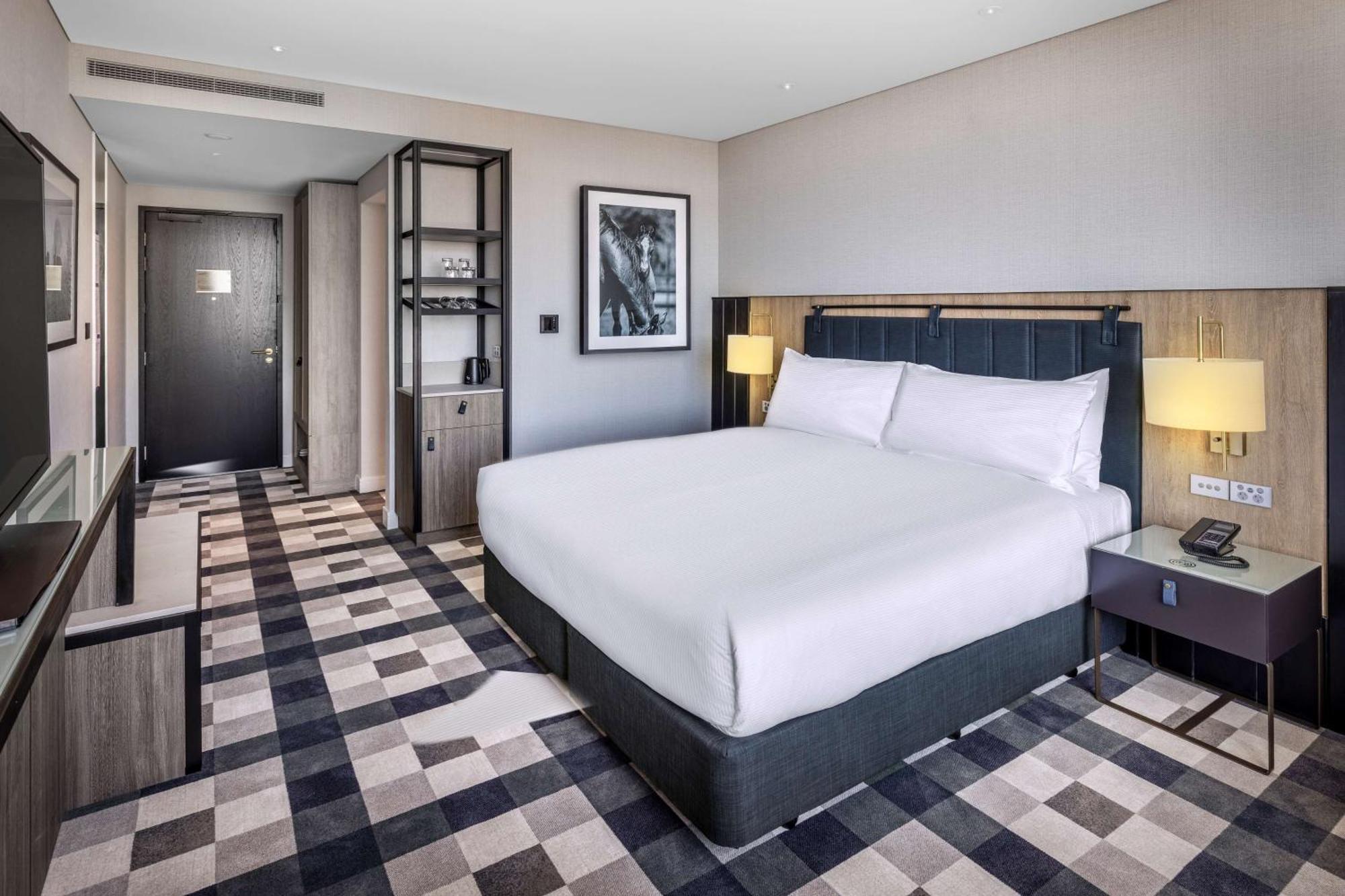 Doubletree By Hilton Auckland Karaka Hotel Exterior foto
