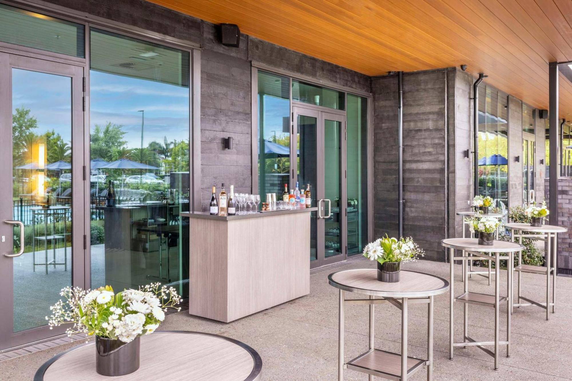 Doubletree By Hilton Auckland Karaka Hotel Exterior foto