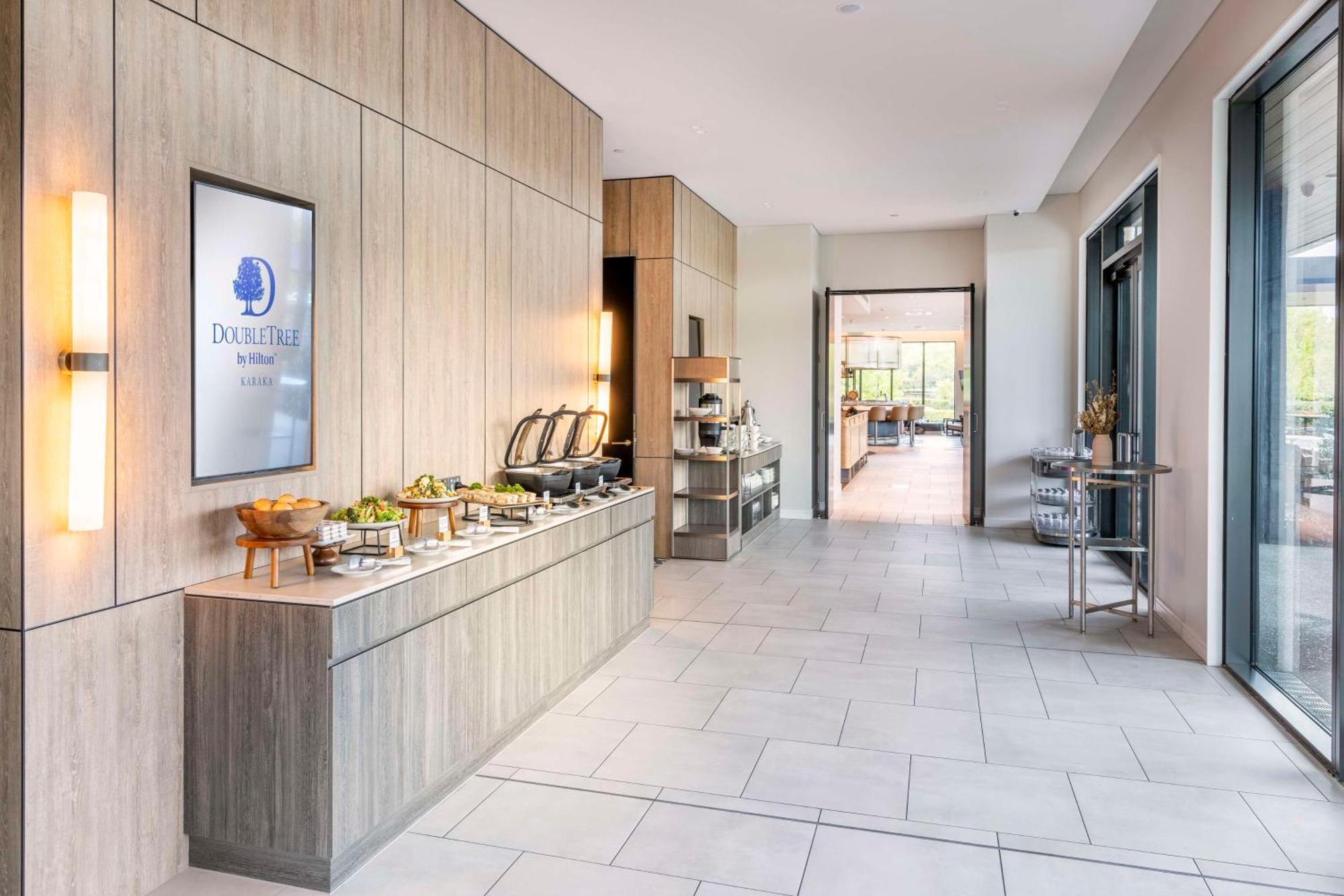 Doubletree By Hilton Auckland Karaka Hotel Exterior foto